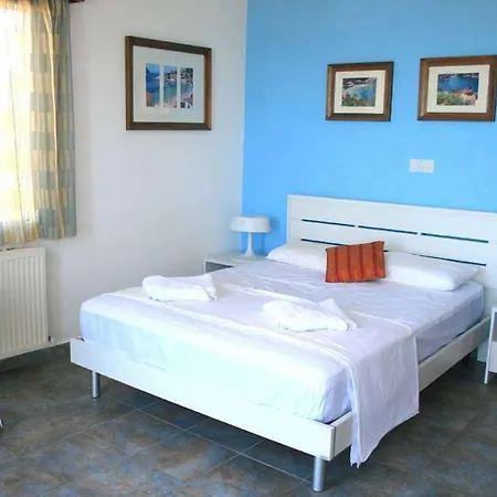Hotel Blue Coral Pafos
