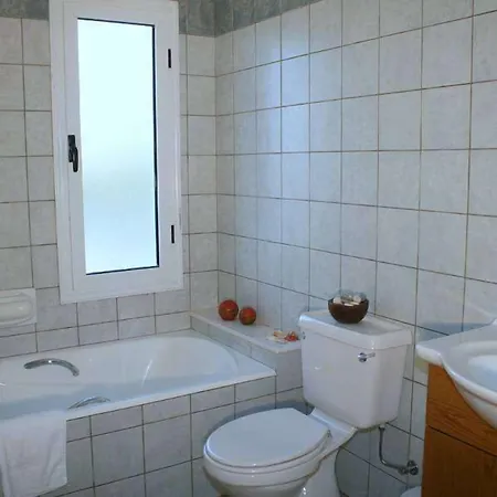 Blue Coral Hotel Pafos