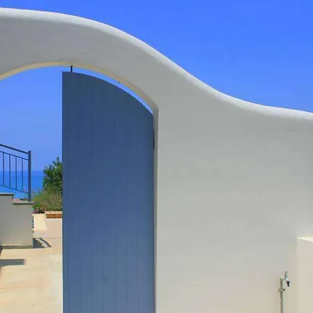 Hotel Blue Coral