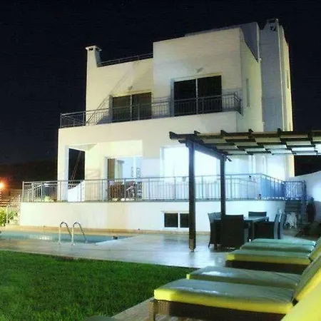 فندق Blue Coral 3*
